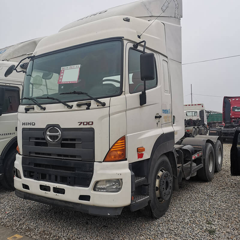 2014 second hand hino tractor truck for sale