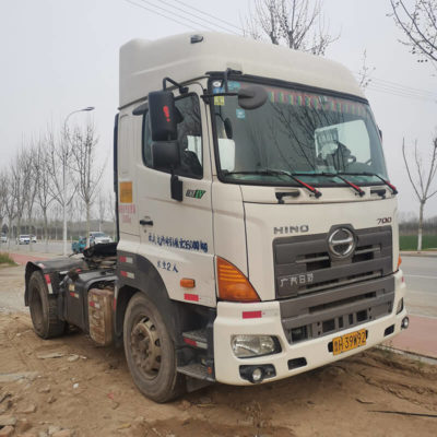 2015 used HINO tractor truck unit 4x2
