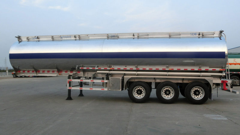 Aluminum fuel tanker semi trailer for sale